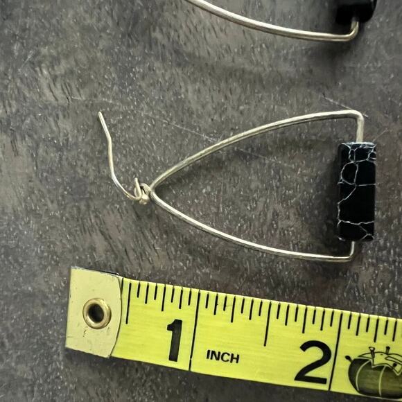 Gold tone triangle crackled bar sophisticated elegant unique drop earrings - Picture 4 of 4